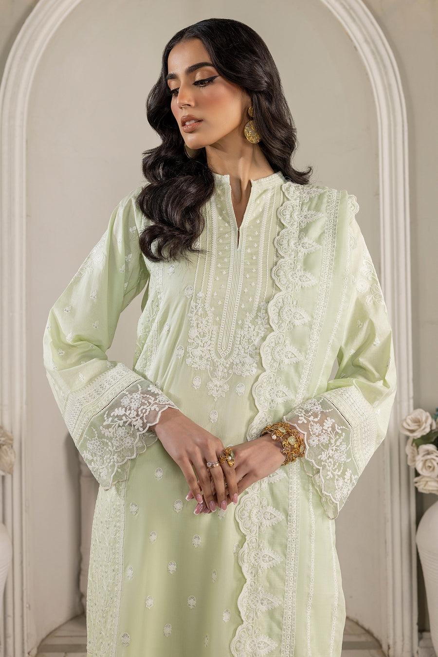 Lakhany Festive Eid Embroidered Lawn Unstitched 3Pc Suit LG-SR-0175