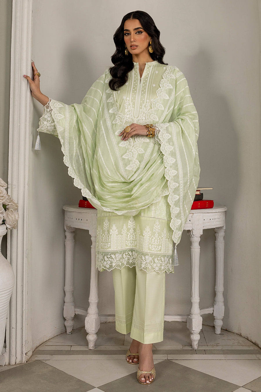 Lakhany Festive Eid Embroidered Lawn Unstitched 3Pc Suit LG-SR-0175