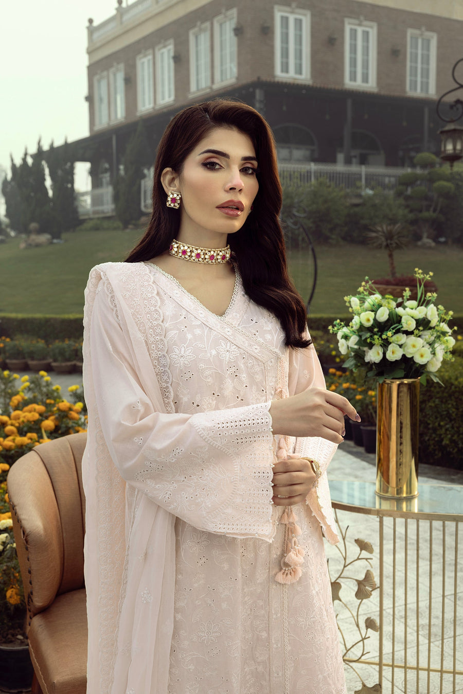 Lakhany Embroidered Luxury Lawn Unstitched 3Pc Suit LG-UB-0126