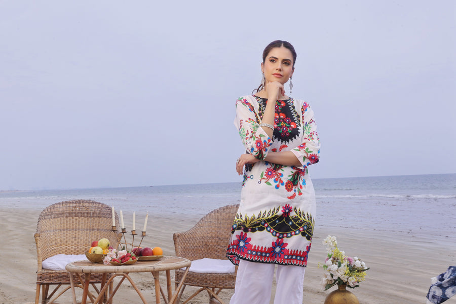 Feathers Whisper Winds Unstitched Printed Lawn 2Pc Suit LUNAR-FT497