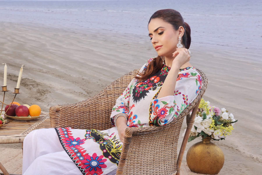 Feathers Whisper Winds Unstitched Printed Lawn 2Pc Suit LUNAR-FT497