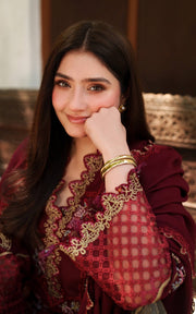 Asifa & Nabeel Pashmina Luxe Unstitched Embroidered 3Pc Suit LWC25-05 Mira