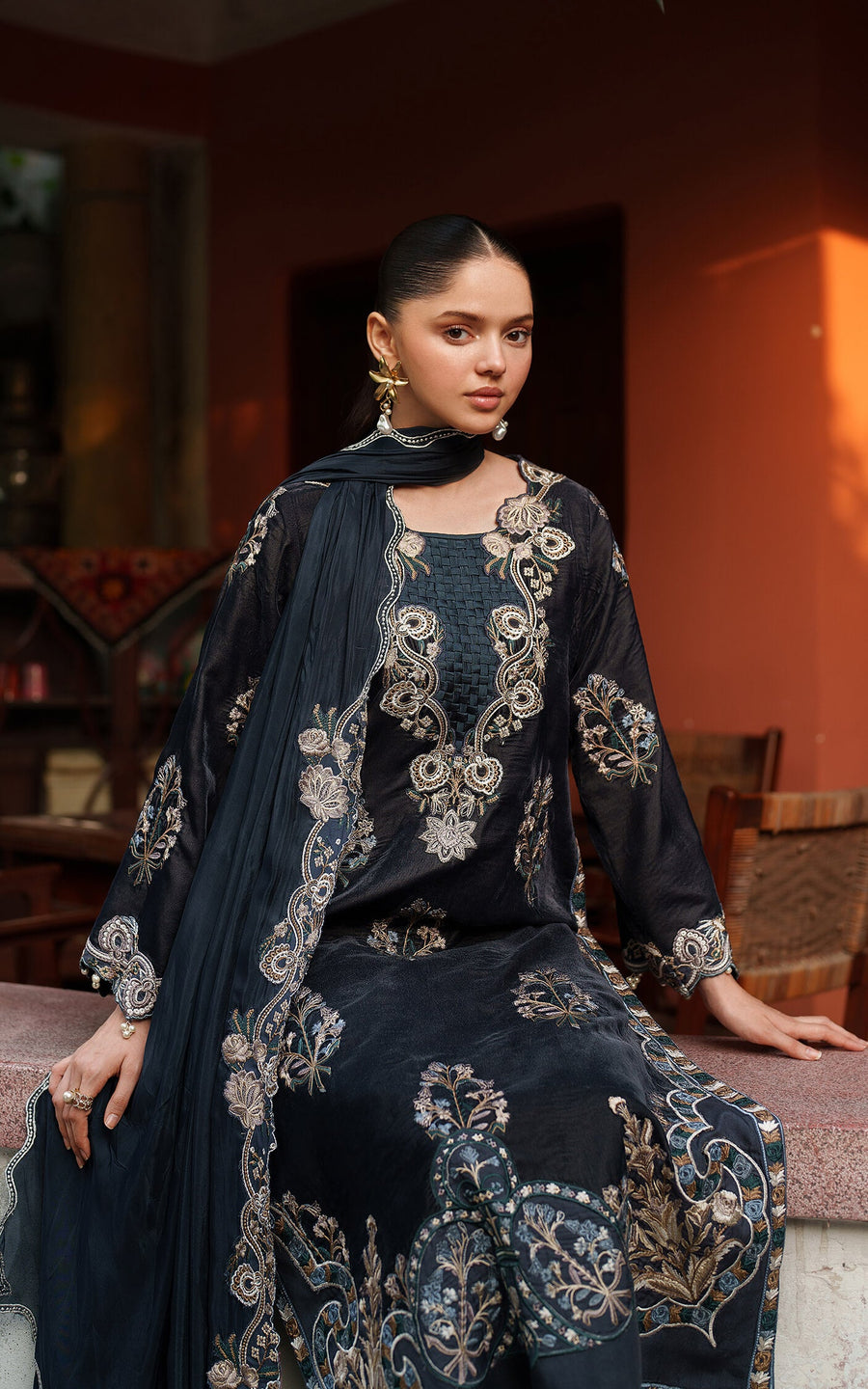 Asifa & Nabeel Pashmina Luxe Unstitched Embroidered 3Pc Suit LWC25-07 Opal