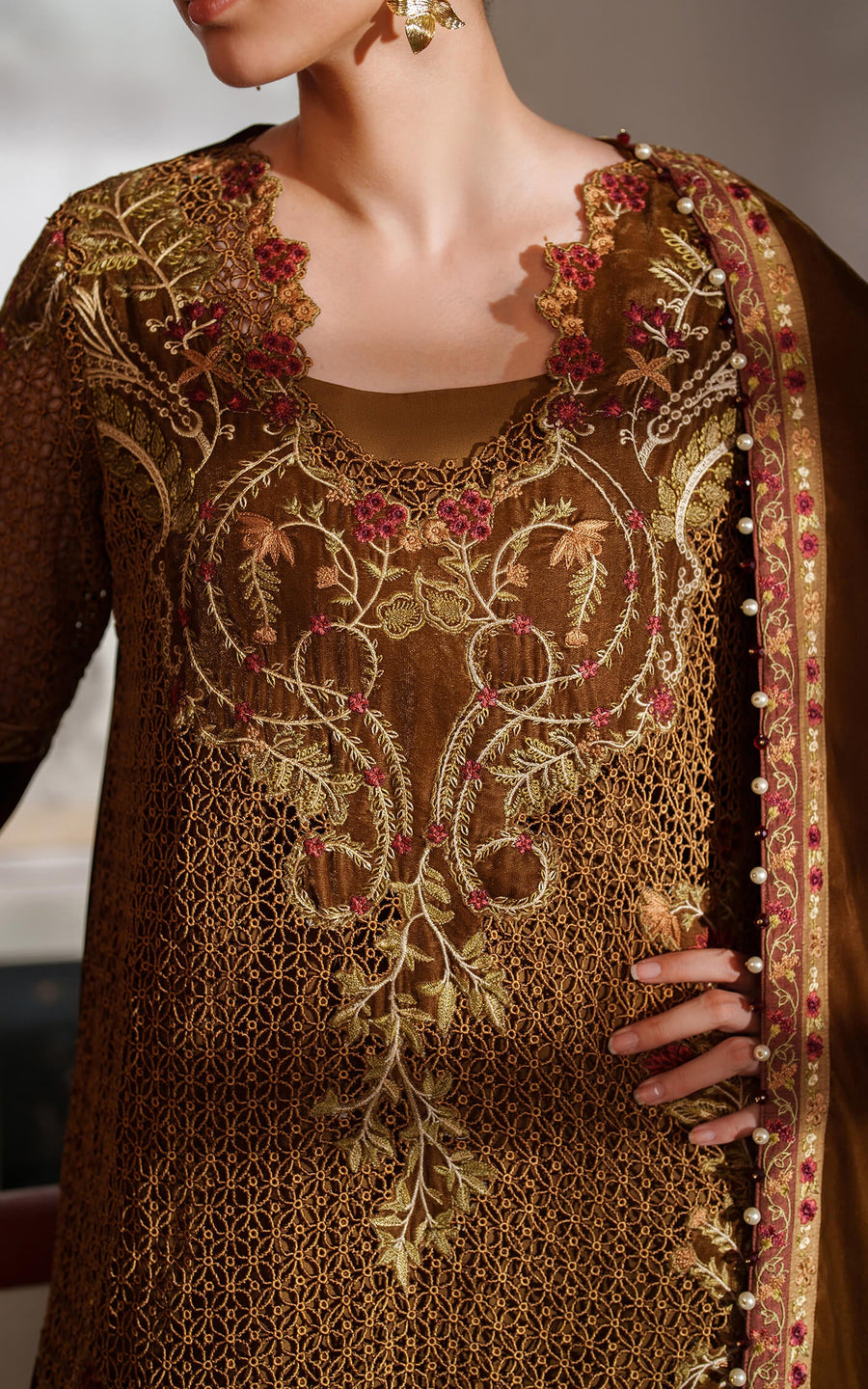 Asifa & Nabeel Pashmina Luxe Unstitched Embroidered 3Pc Suit LWC25-08 Cedar