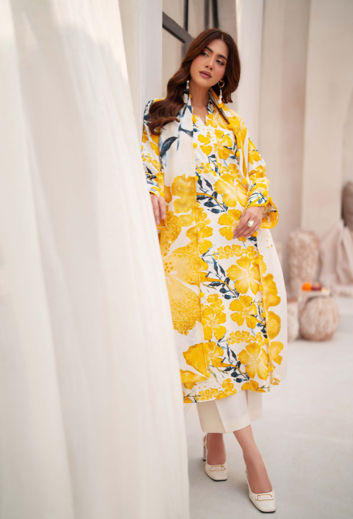 Humdum La vie Printed Khaddar Unstitched 3Pc Suit D-02