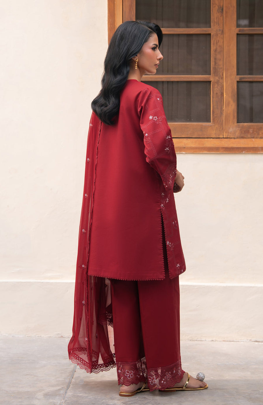 Seran Lamhay Embroidered Lawn Unstitched 3Pc Suit D-04 LEEHA