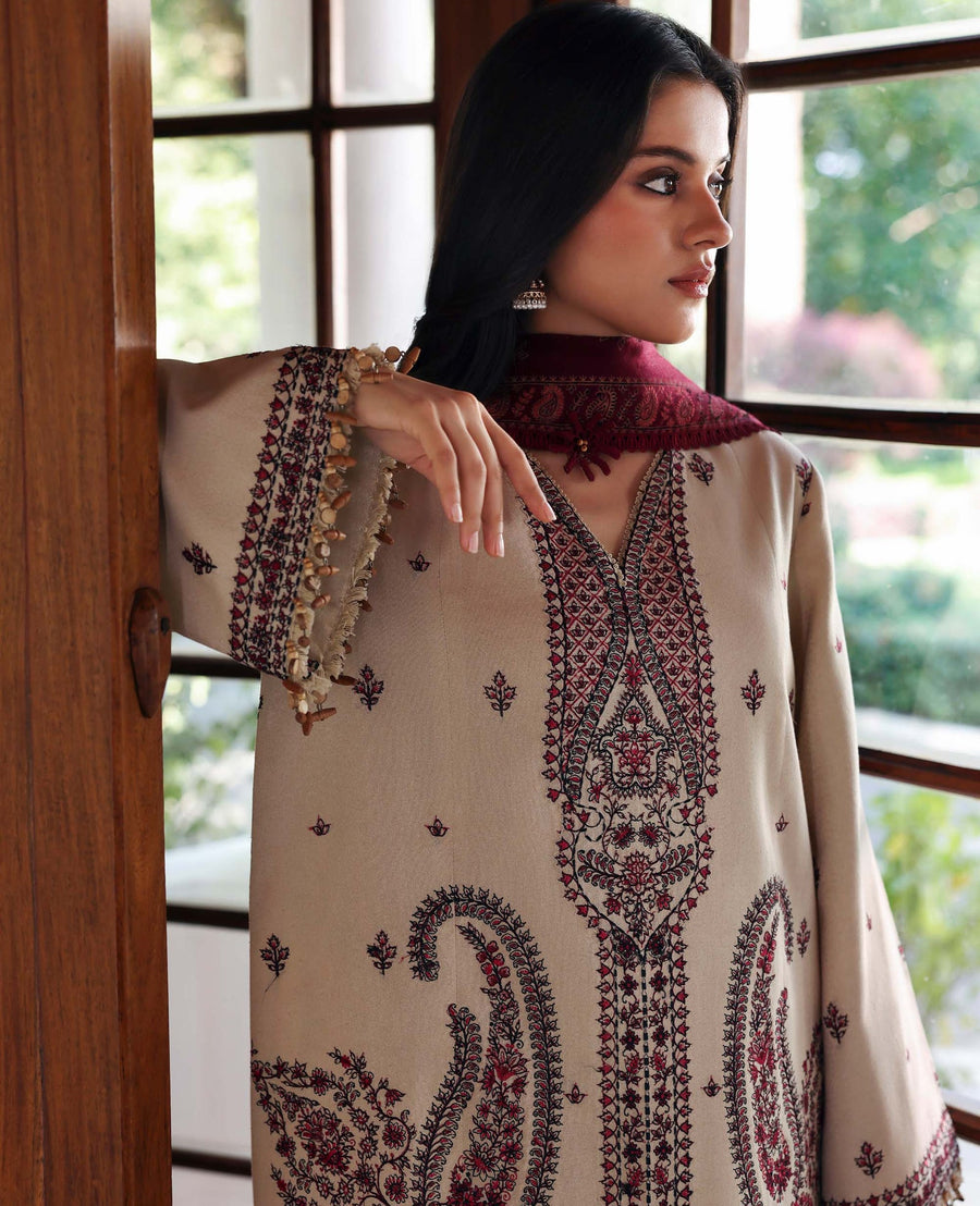 Republic Womenswear Amaris Unstitched Karandi 3Pc Suit D-02 Liora