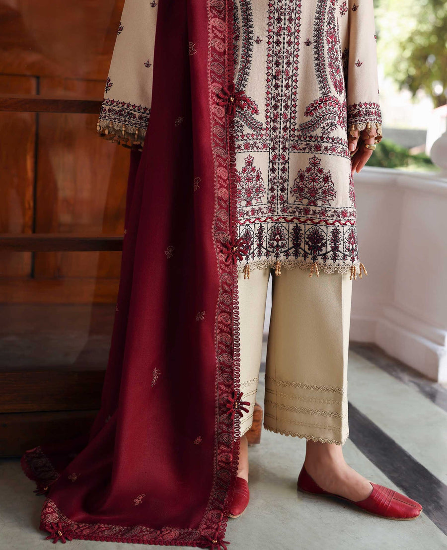 Republic Womenswear Amaris Unstitched Karandi 3Pc Suit D-02 Liora