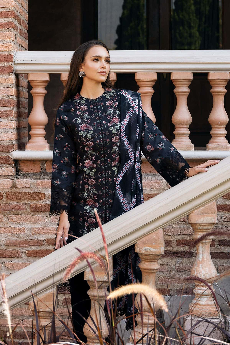 Afrozeh Damask The Holiday Unstitched Lawn 3Pc Suit AL-25-V2-07A LORIEN