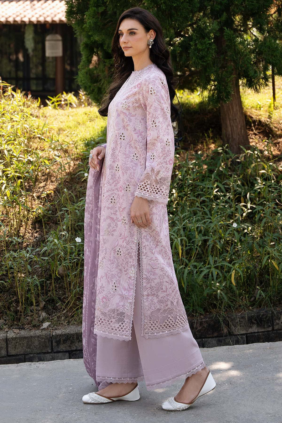 Afrozeh Damask The Holiday Unstitched Lawn 3Pc Suit AL-25-V2-03B LUNEТТА