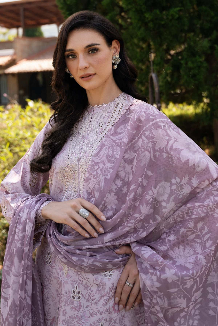 Afrozeh Damask The Holiday Unstitched Lawn 3Pc Suit AL-25-V2-03B LUNEТТА