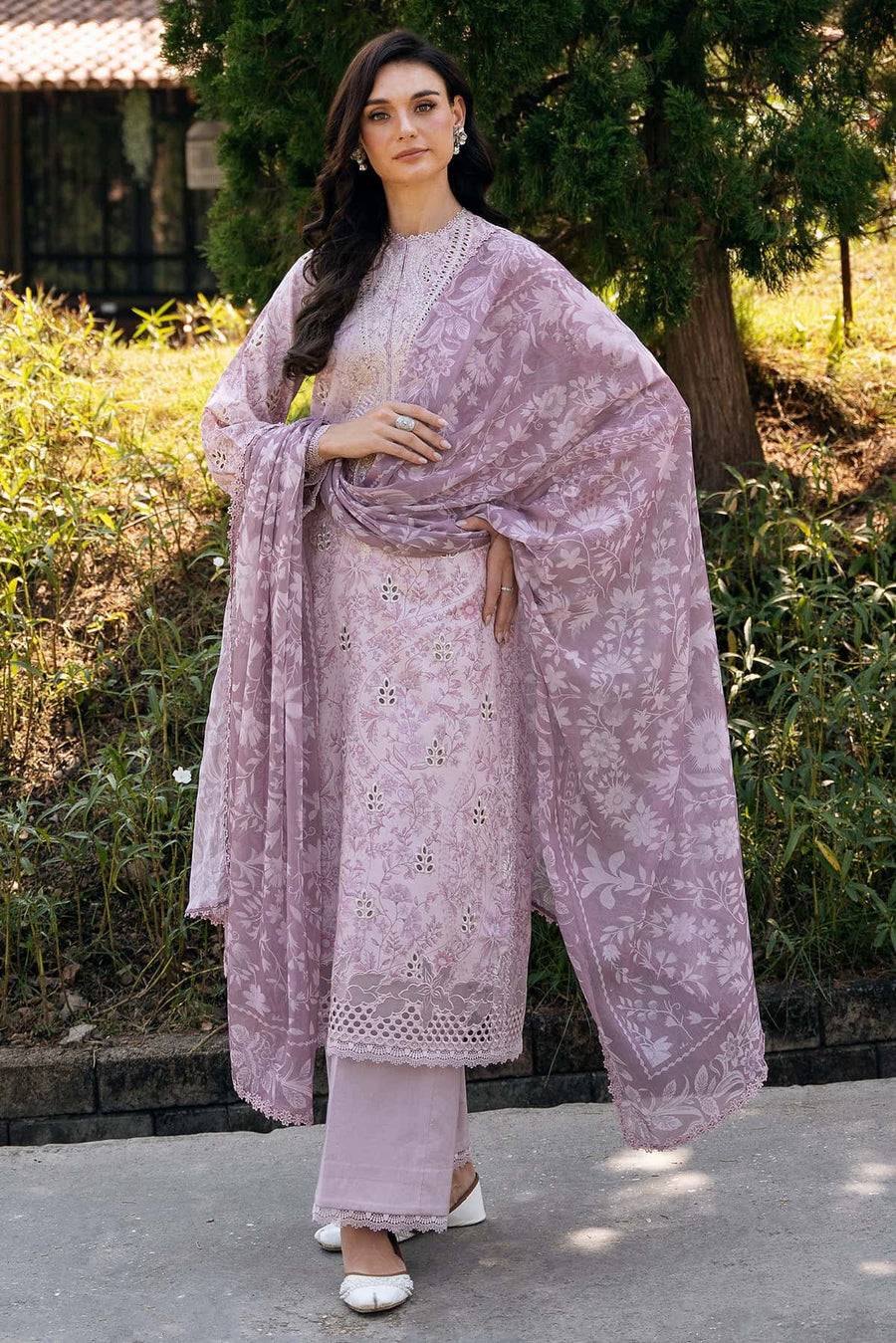 Afrozeh Damask The Holiday Unstitched Lawn 3Pc Suit AL-25-V2-03B LUNEТТА