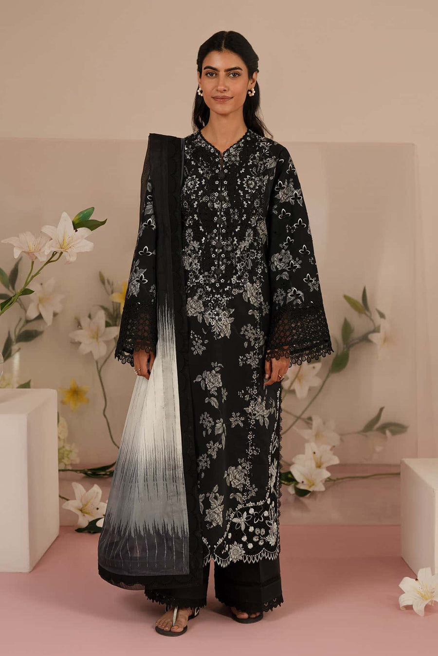 Afrozeh Floral Charm Embroidered Lawn Unstitched 3Pc Suit AL-25-V5-07 Lupine
