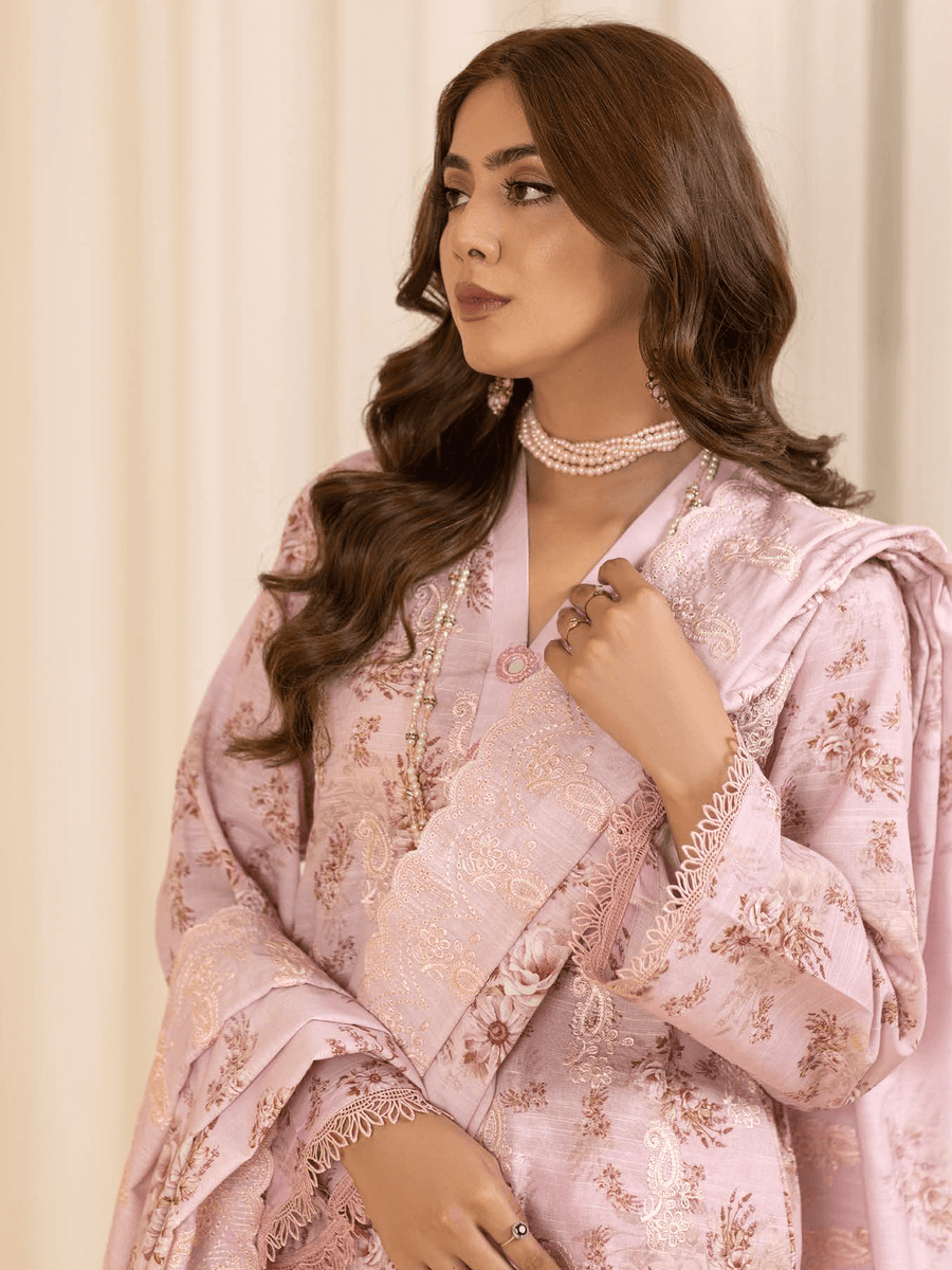 Mumtaz by Manizay Premium Embroidered Khaddar Unstitched 3Pc Suit M-04
