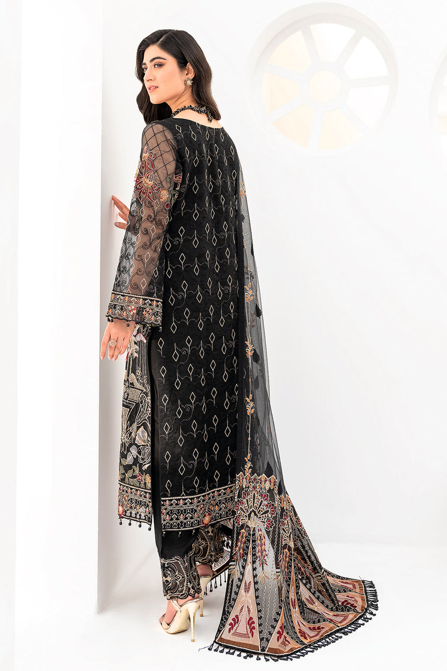Ramsha Minhal Vol-08 Embroidered Organza Unstitched 3Pc Suit M-803