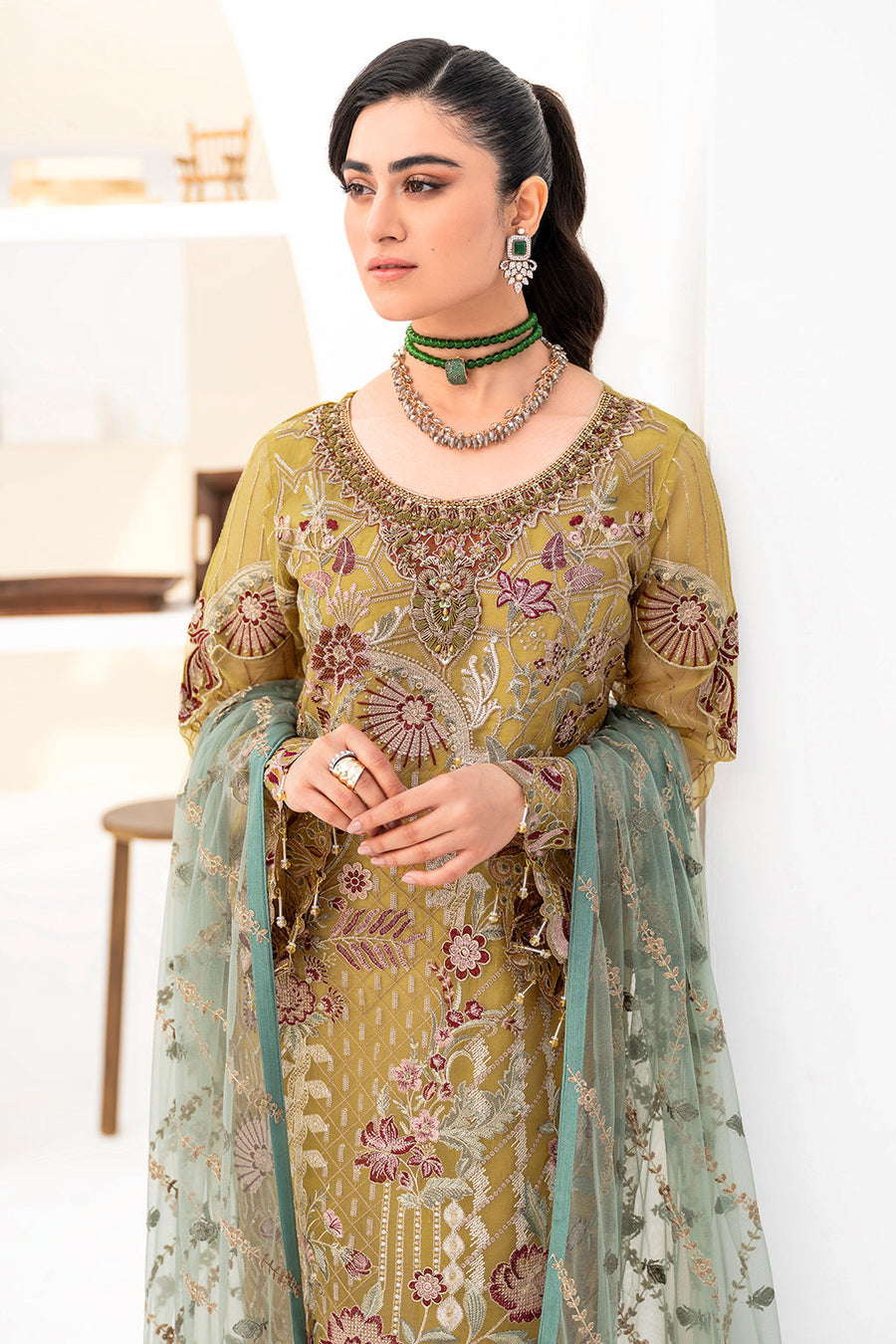 Ramsha Minhal Vol-08 Embroidered Organza Unstitched 3Pc Suit M-805