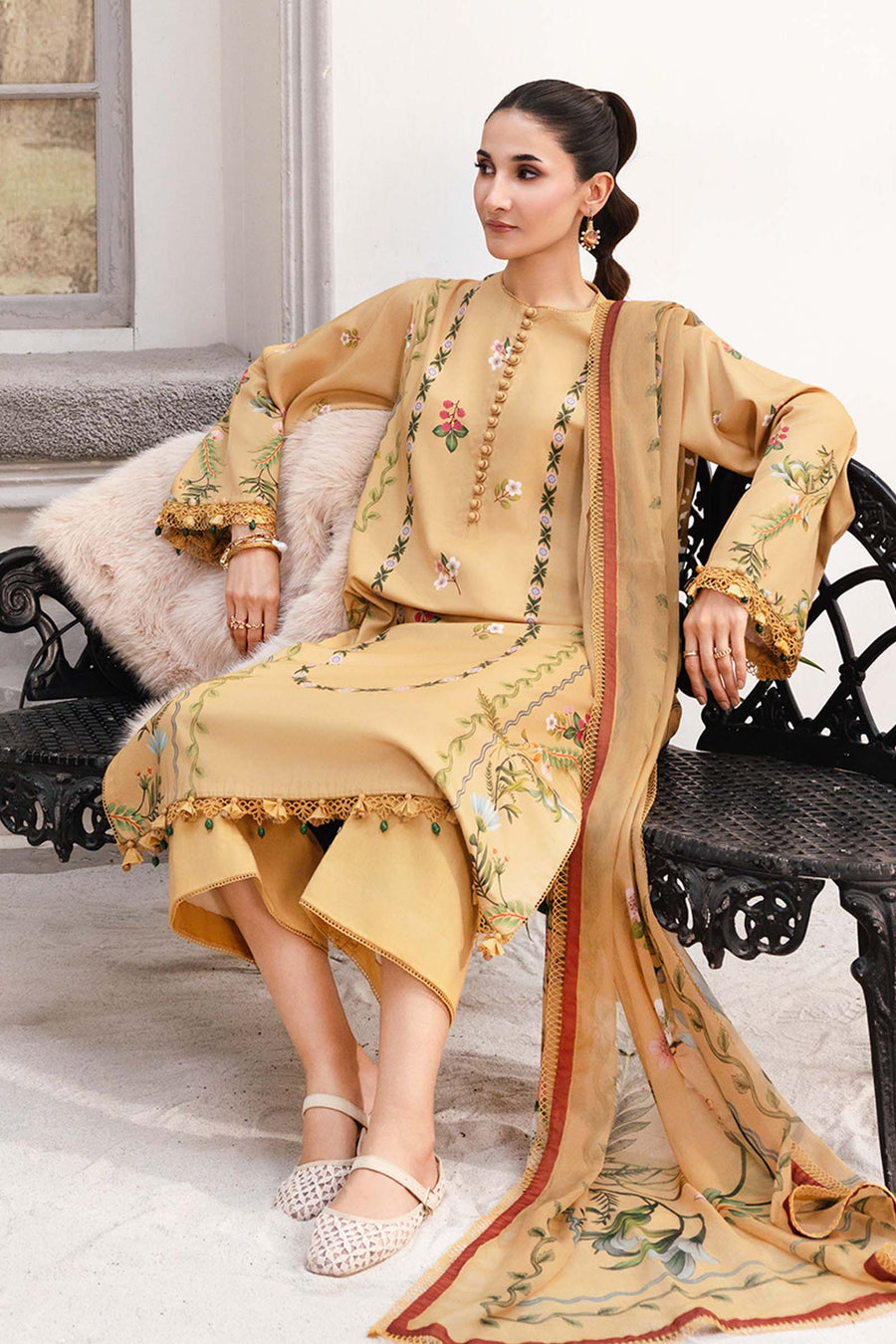 Maria.B M.Basics Printed Marina Twill Unstitched 3Pc Suit MB-CUS25-1105-B
