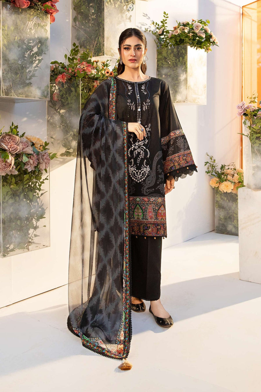 Maria.B M.Basics Embroidered Lawn Unstitched 3Pc Suit MB-CUS25-703A