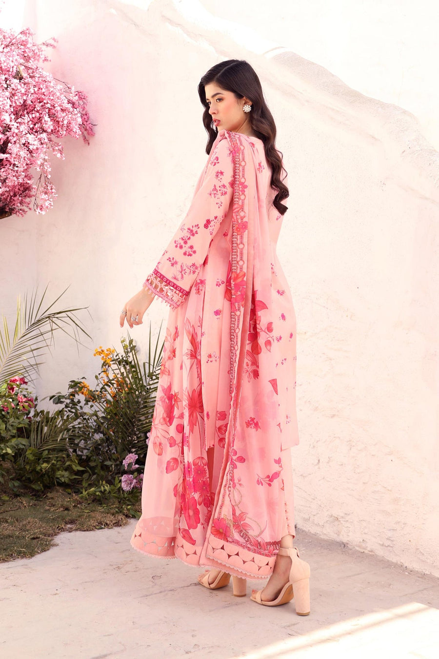 Maria.B M.Basics Embroidered Lawn Unstitched 3Pc Suit MB-CUS25-709A