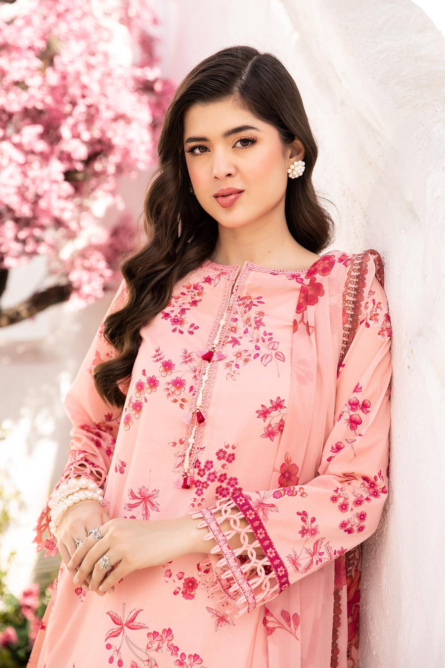 Maria.B M.Basics Embroidered Lawn Unstitched 3Pc Suit MB-CUS25-709A