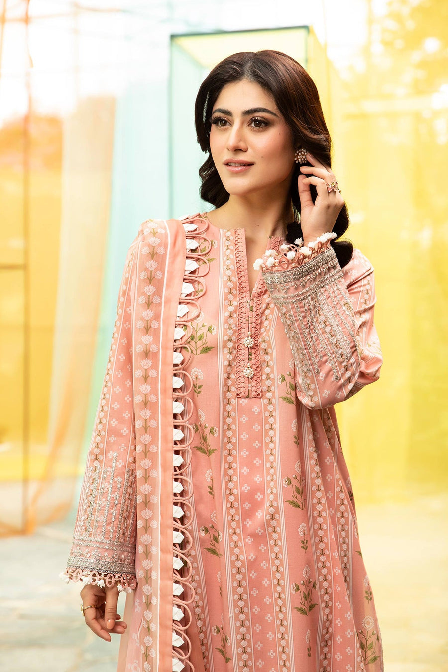 Maria.B M.Basics Embroidered Lawn Unstitched 3Pc Suit MB-CUS25-711B
