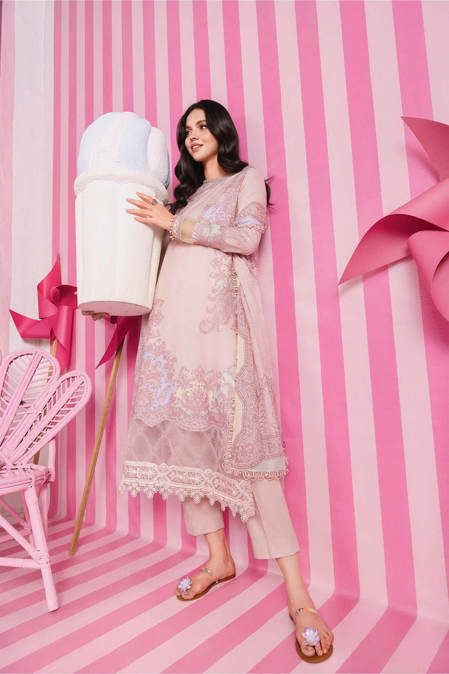 Maria.B M.Basics Embroidered Lawn Unstitched 3Pc Suit MB-CUSV13-04-B