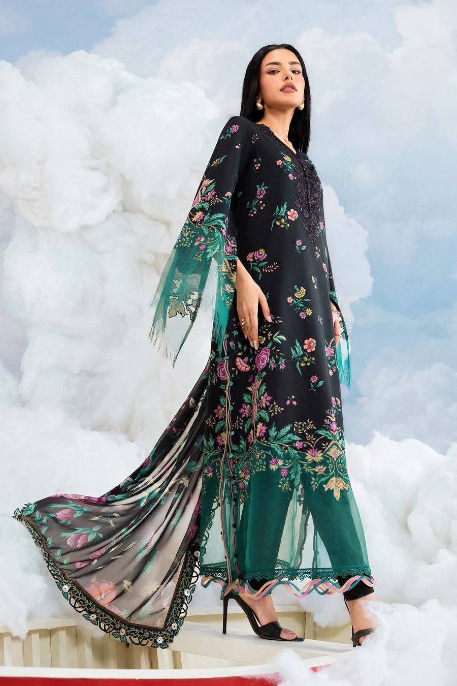 Maria.B M.Basics Embroidered Lawn Unstitched 3Pc Suit MB-CUSV14-01B