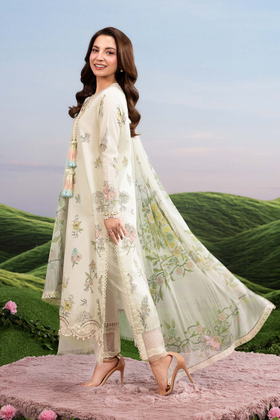 Maria.B M.Basics Embroidered Lawn Unstitched 3Pc Suit MB-CUSV14-02A