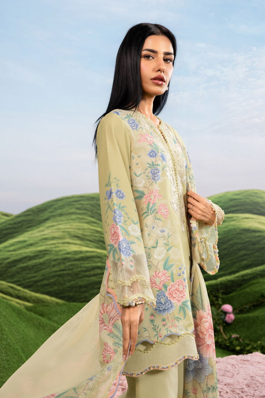 Maria.B M.Basics Embroidered Lawn Unstitched 3Pc Suit MB-CUSV14-11A