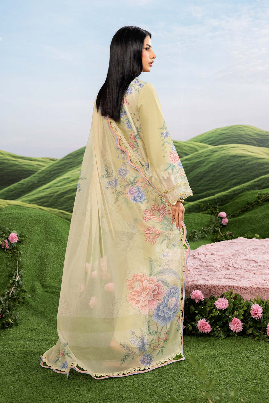 Maria.B M.Basics Embroidered Lawn Unstitched 3Pc Suit MB-CUSV14-11A