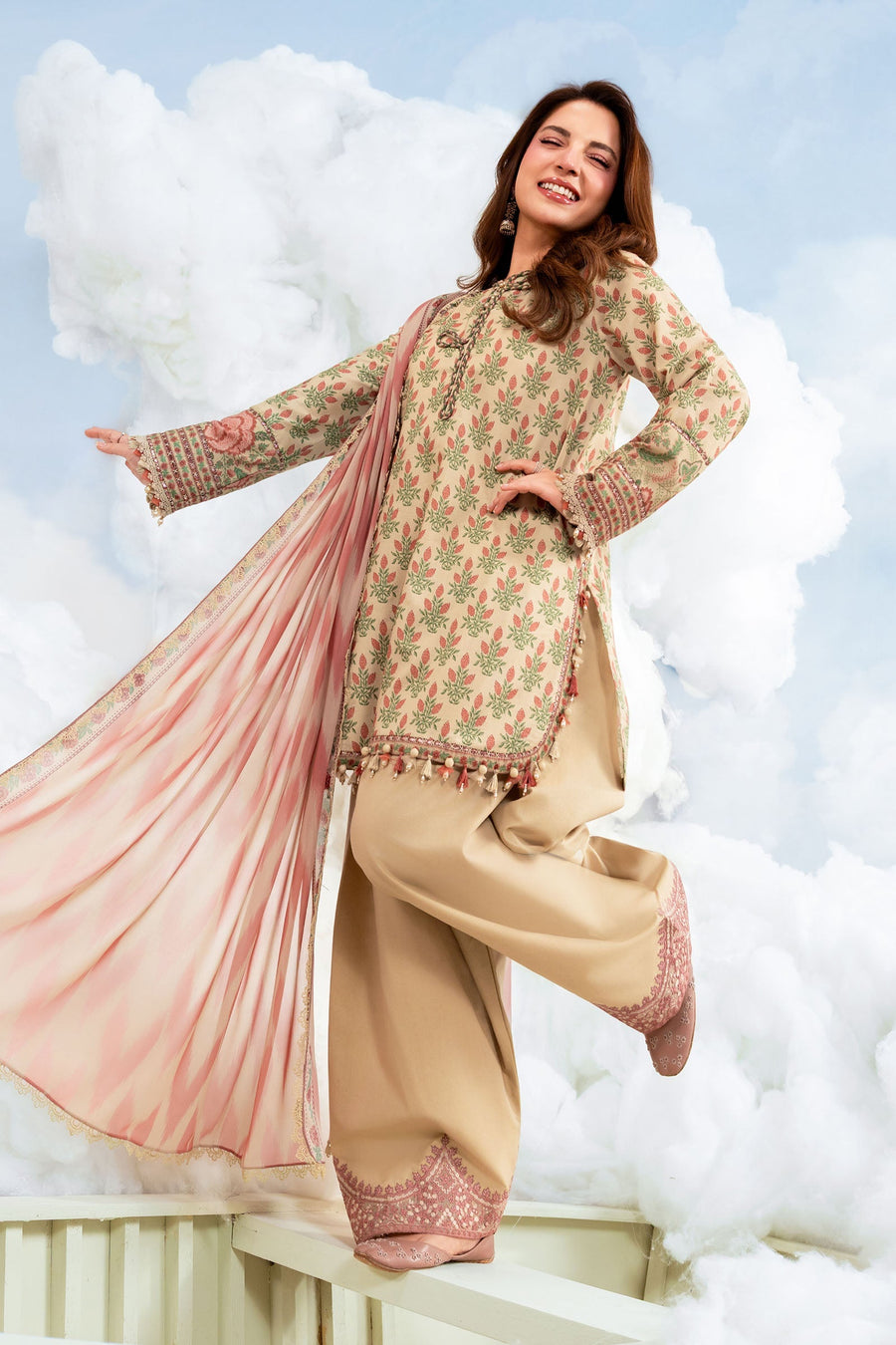Maria.B M.Basics Embroidered Lawn Unstitched 3Pc Suit MB-CUSV14-12A