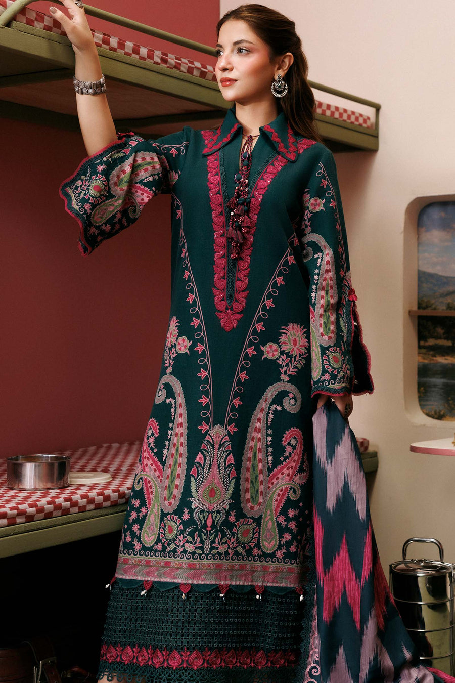 Maria B MBasics Embroidered Slub Khaddar Unstitched 3Pc Suit MB-CUSV15-02B