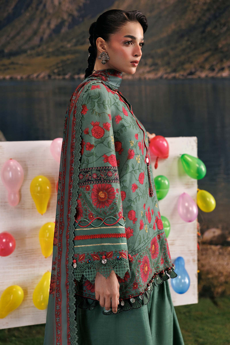 Maria B MBasics Embroidered Slub Khaddar Unstitched 3Pc Suit MB-CUSV15-06A