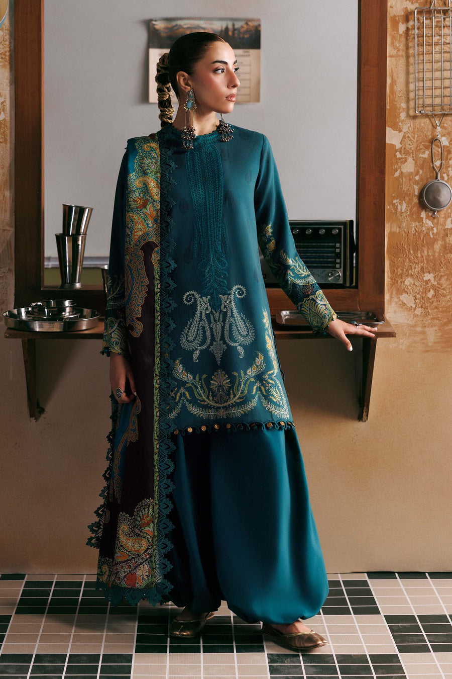 Maria B MBasics Embroidered Linen Unstitched 3Pc Suit MB-CUSV15-11A