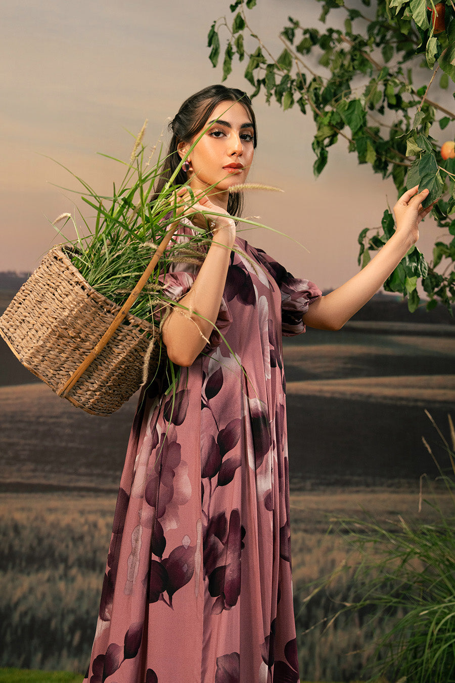 Maria.B M.Basics Embroidered Arabic Lawn Unstitched 3Pc Suit D-01A