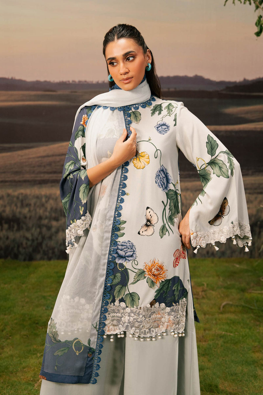 Maria.B M.Basics Embroidered Arabic Lawn Unstitched 3Pc Suit D-07B