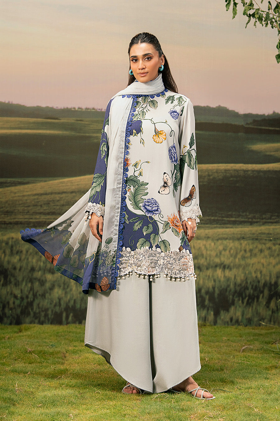 Maria.B M.Basics Embroidered Arabic Lawn Unstitched 3Pc Suit D-07B
