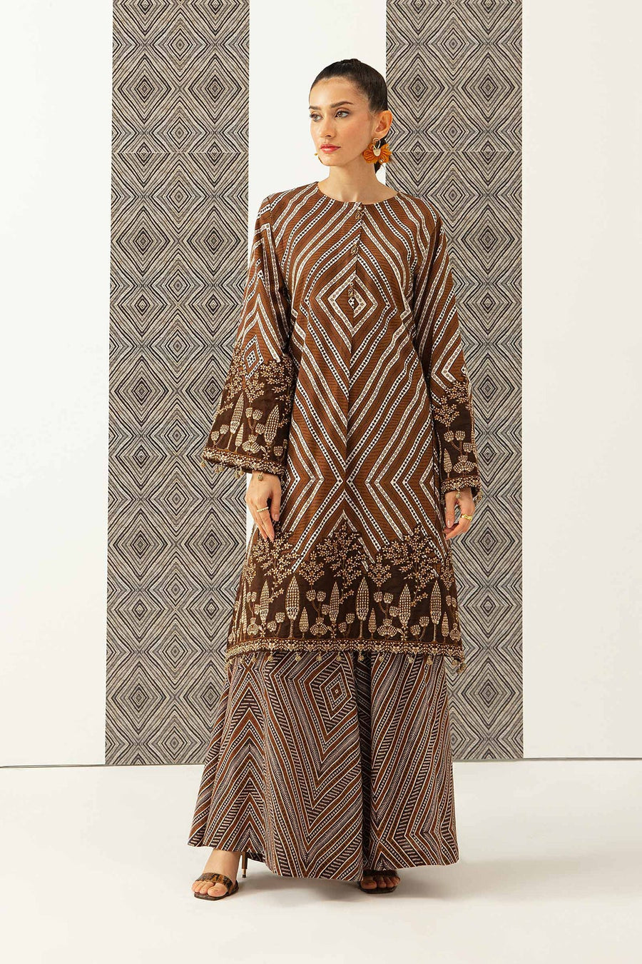 M.Basics by Maria.B Unstitched Embroidered Khaddar 3Pc Suit MB-US23-208-B