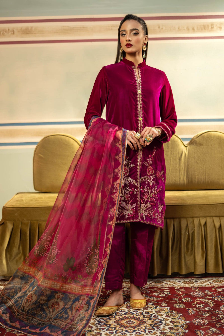 Maria.B M.Basics Festive Embroidered Velvet Unstitched 3Pc Suit MB-USW24-605