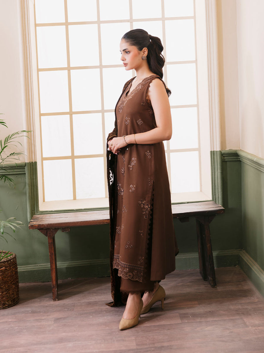 CELTS Mayal Premium Embroidered Dhanak Unstitched 3Pc Suit D-06