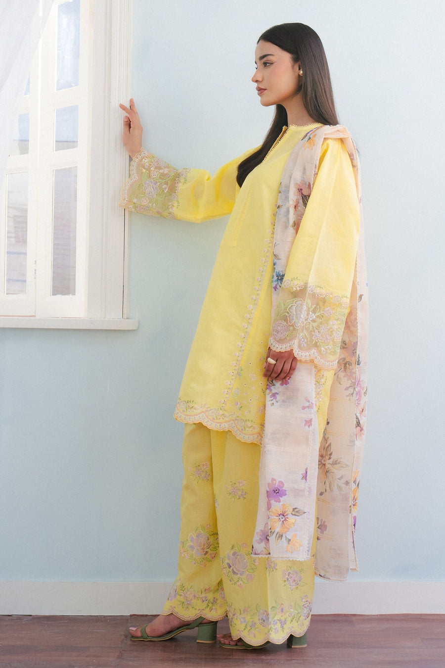 Coco by Zara Shahjahan Embroidered Lawn Unstitched 3Pc Suit D-08A MEADOW