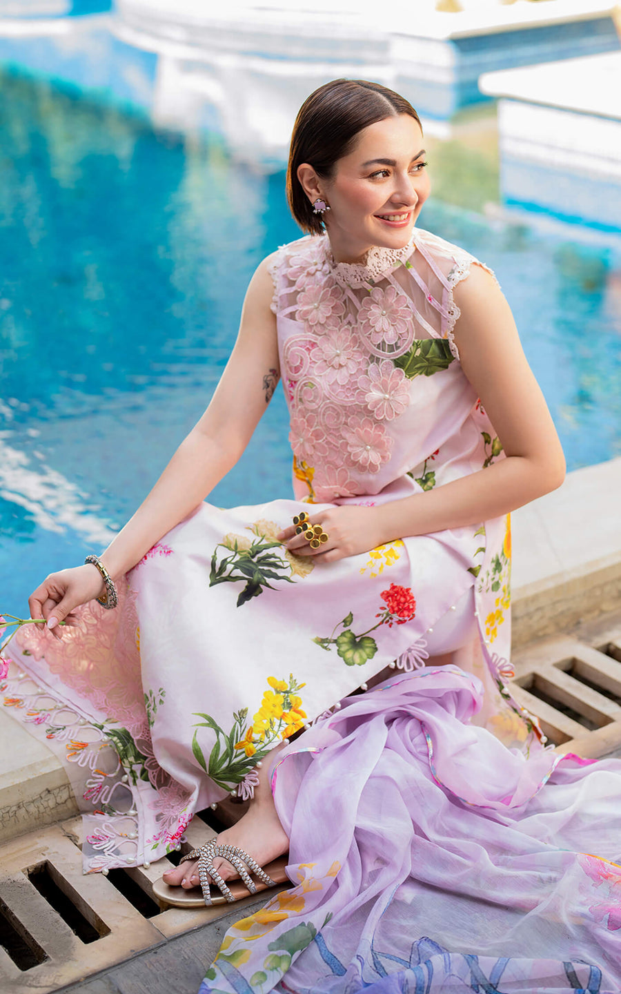 Meraki by Asifa & Nabeel Embroidered Lawn Unstitched 3Pc Suit MK-05 Bulbul
