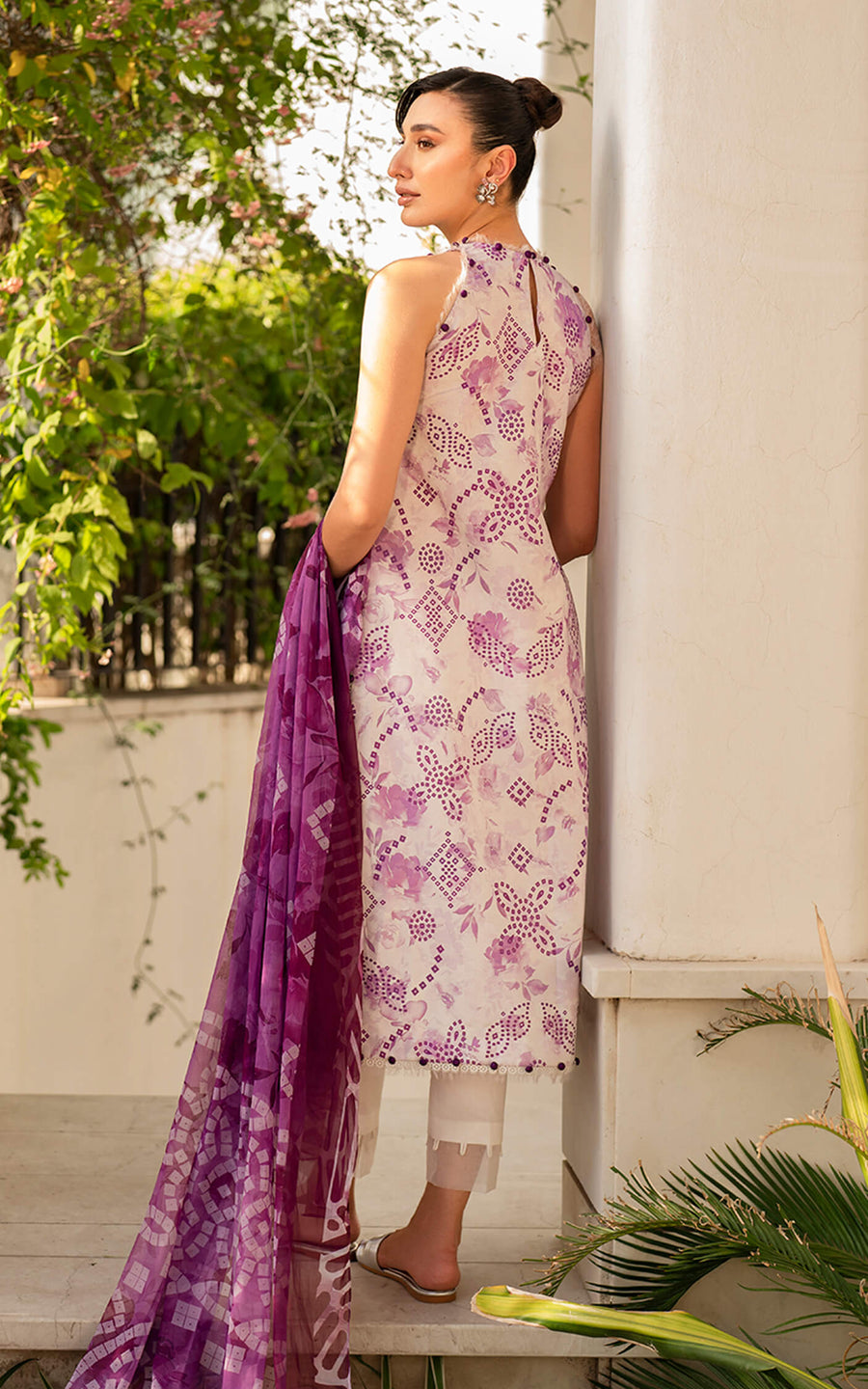 Meraki by Asifa & Nabeel Embroidered Lawn Unstitched 3Pc Suit MK-10 Reshmi