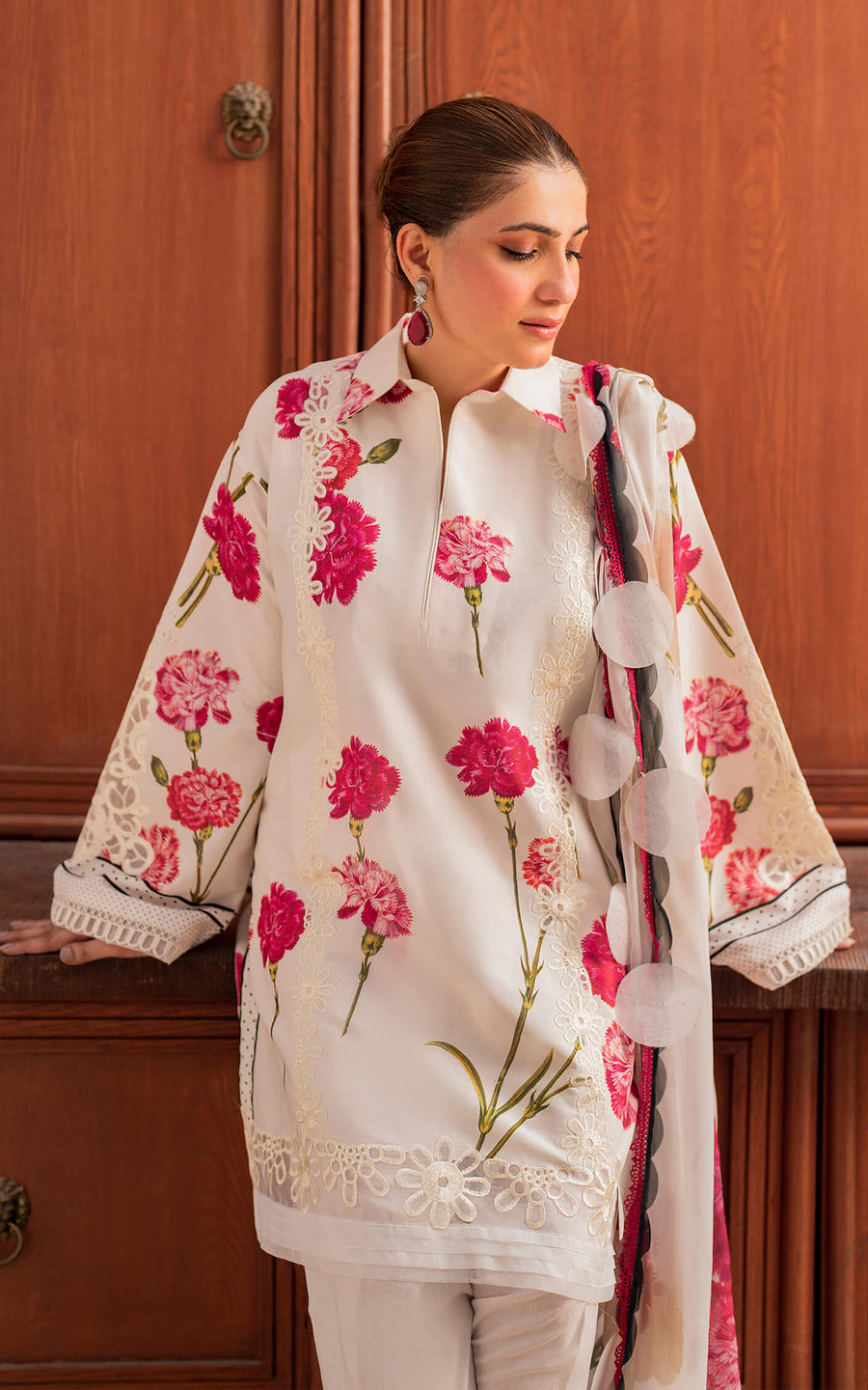 Meraki by Asifa & Nabeel Embroidered Lawn Unstitched 3Pc Suit MK-12 Guldasta