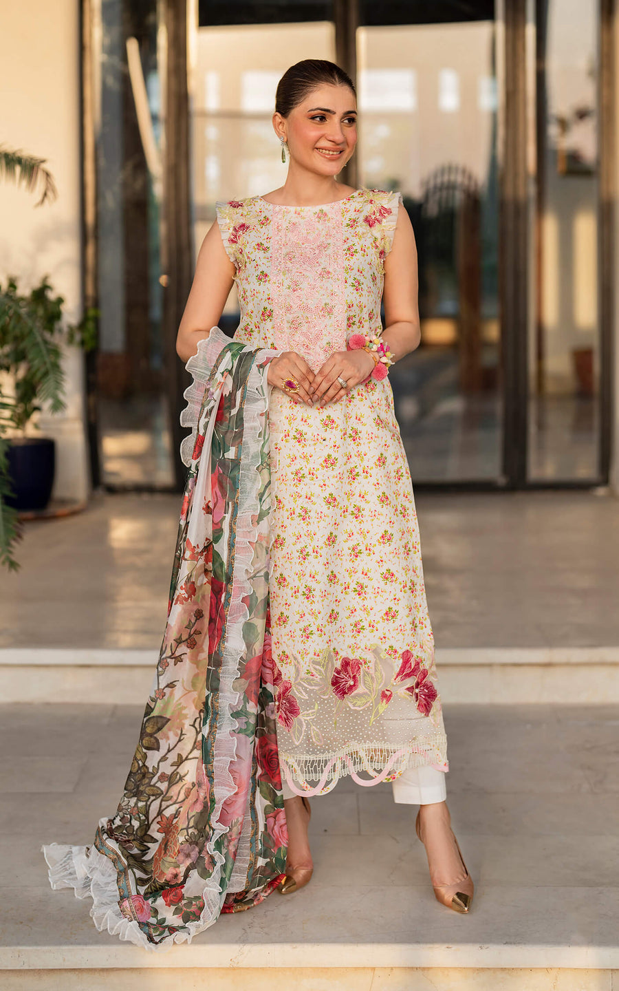 Meraki by Asifa & Nabeel Embroidered Lawn Unstitched 3Pc Suit MK-15 Gulnar