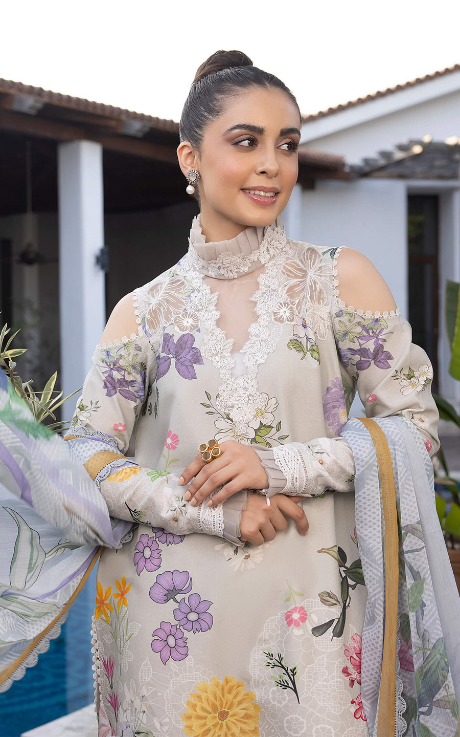 Meraki by Asifa & Nabeel Embroidered Lawn Unstitched 3Pc Suit MK-16 Sarmayi