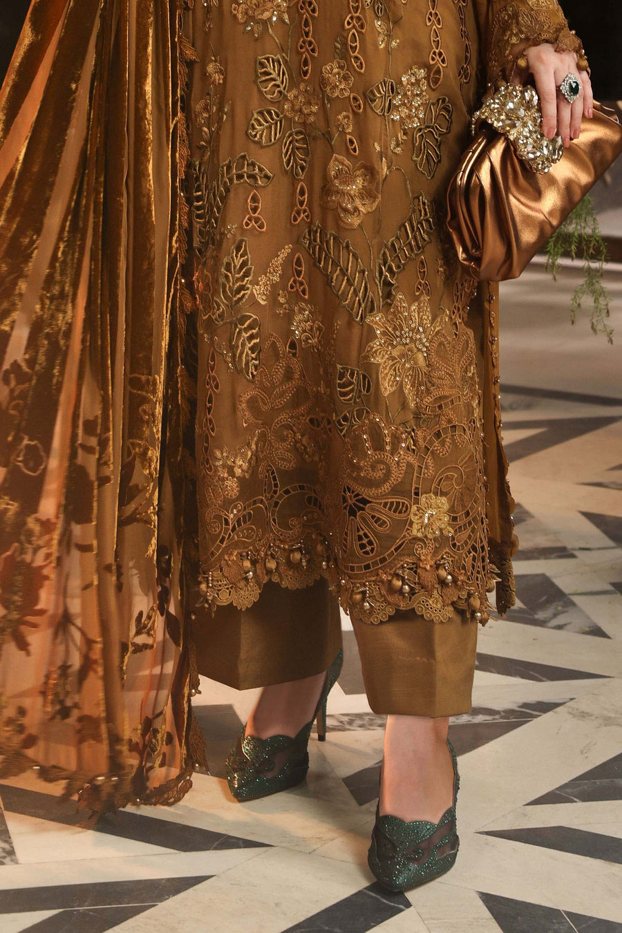 Maria.B Embroidered Luxury Chiffon Unstitched 3Pc Suit MPC-26-205