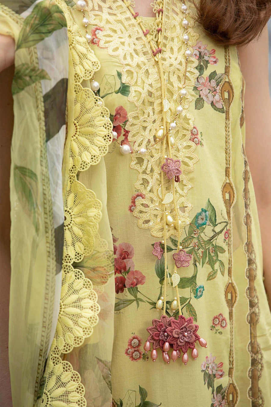 Maria.B M.Prints Unstitched Embroidered Lawn 3Pc Suit MPT-1806-A