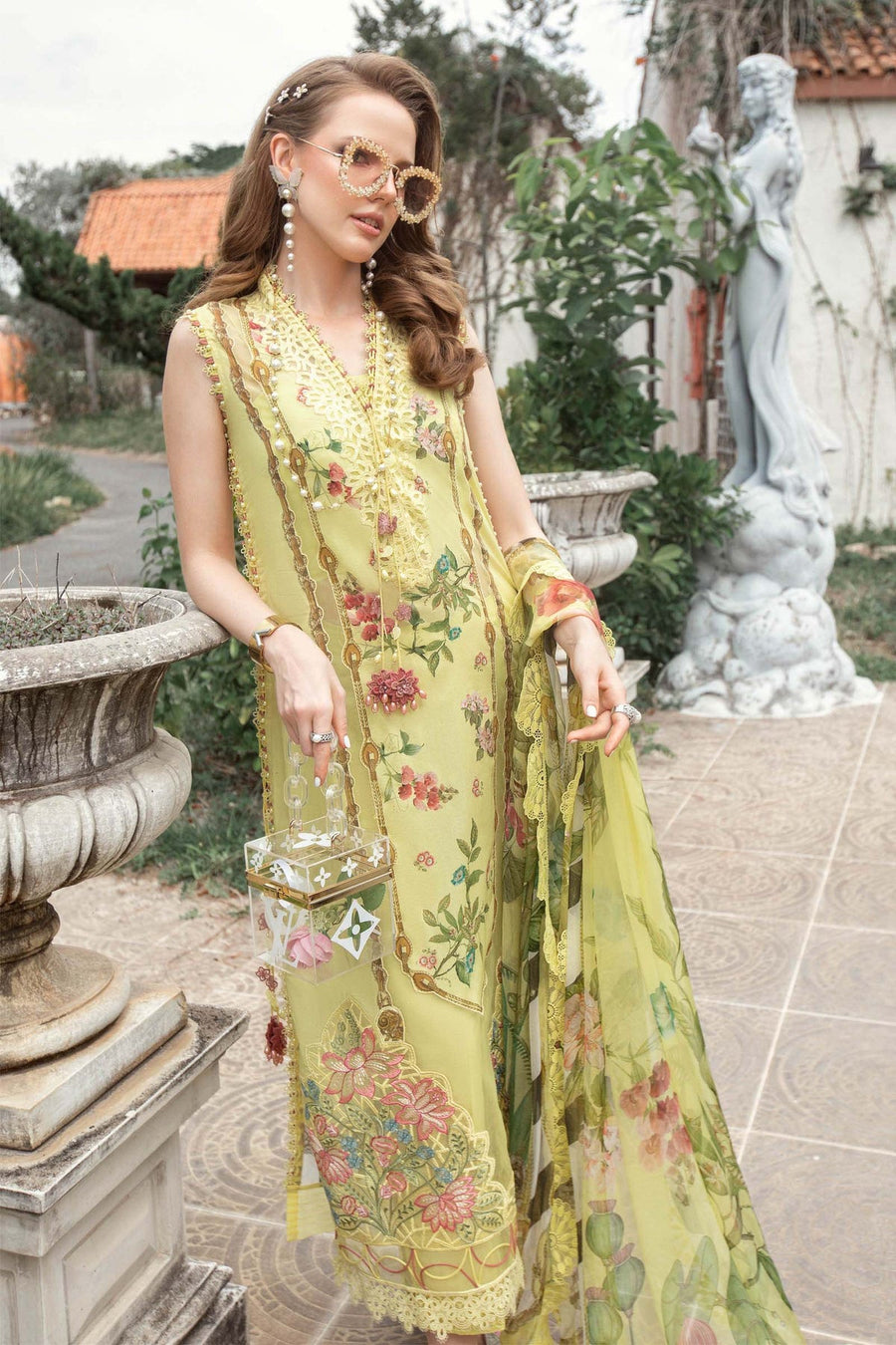 Maria.B M.Prints Unstitched Embroidered Lawn 3Pc Suit MPT-1806-A