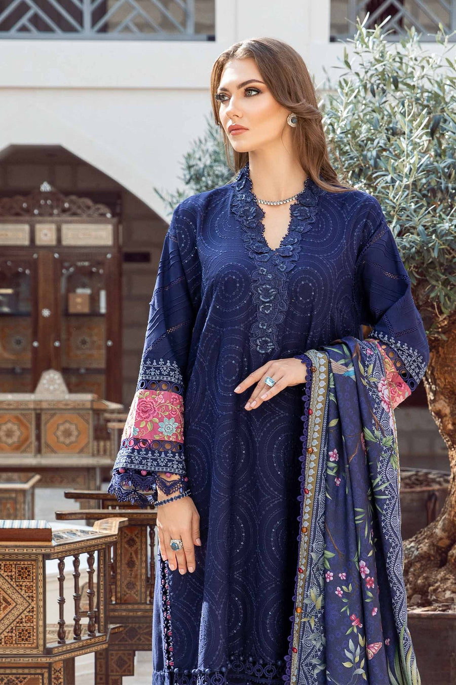 Maria.B MPrints Embroidered Linen Unstitched 3Pc Suit MPT-2001-B